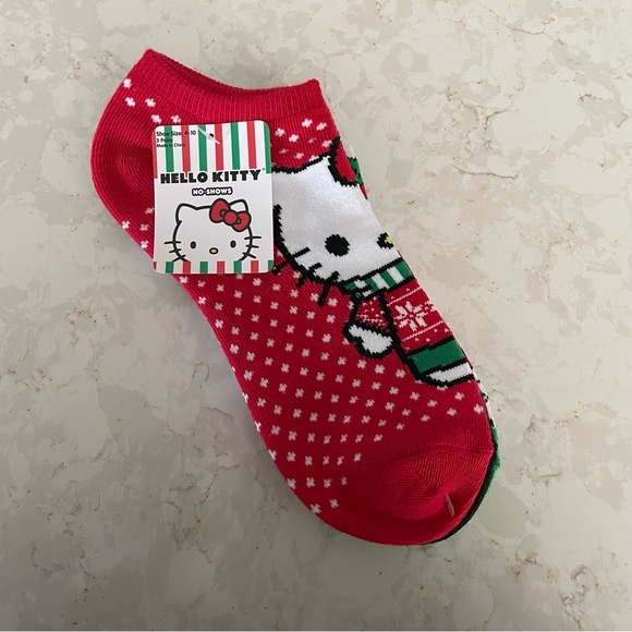 Hello Kitty Christmas Socks - Picture 2 of 2